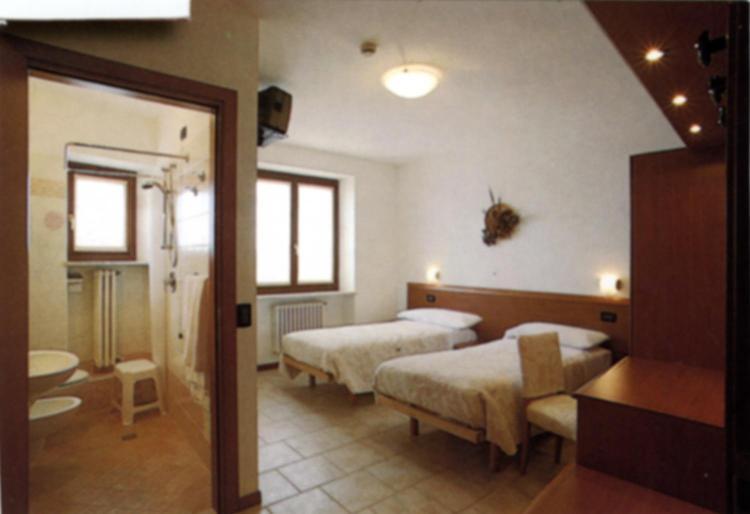 Hotel Scandola Bosco Chiesanuova Quarto foto